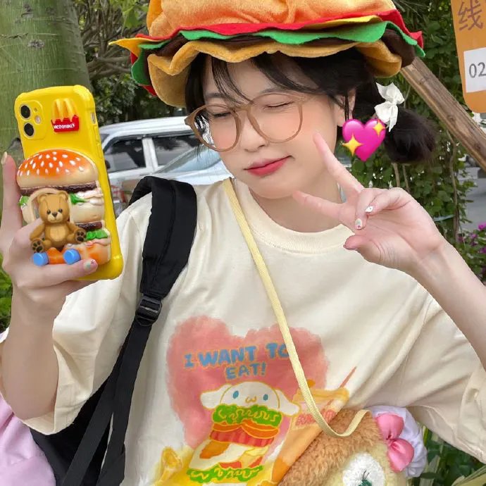 出水红莲